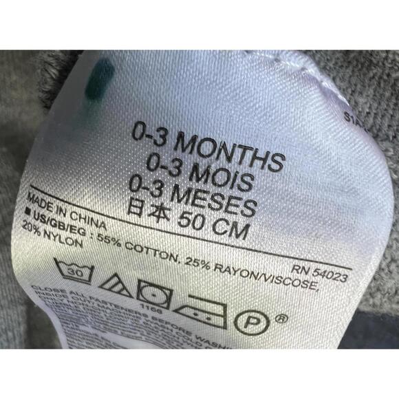 babyGap Baby Knit Romper 0-3 Months Gray Whale Design - Picture 4 of 7